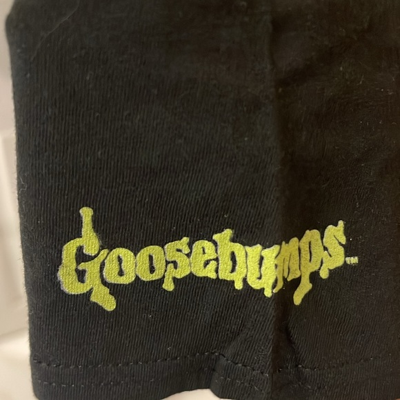 Goosebumps “Don’t mess with me!” T Shirt size medium in black - Picture 3 of 4